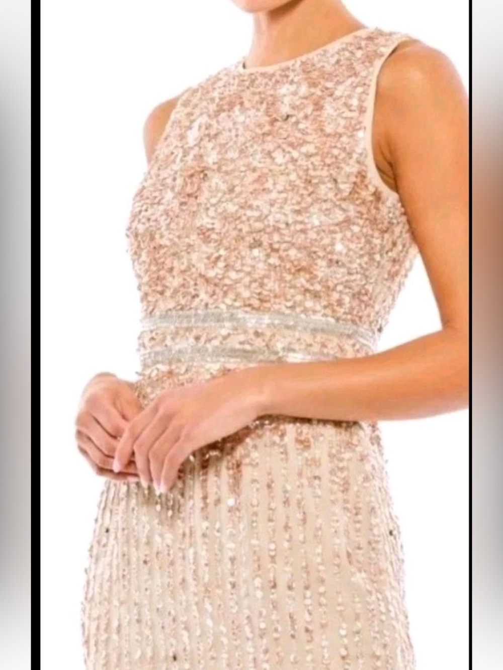 MacDuggal🌹Elegant Sleeveless Beaded Evening Dress in Champagne